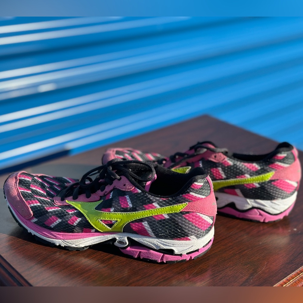 Mizuno Wave Elixir Running Shoes Pink 8KN-34939 Low Lightweight Women's 9